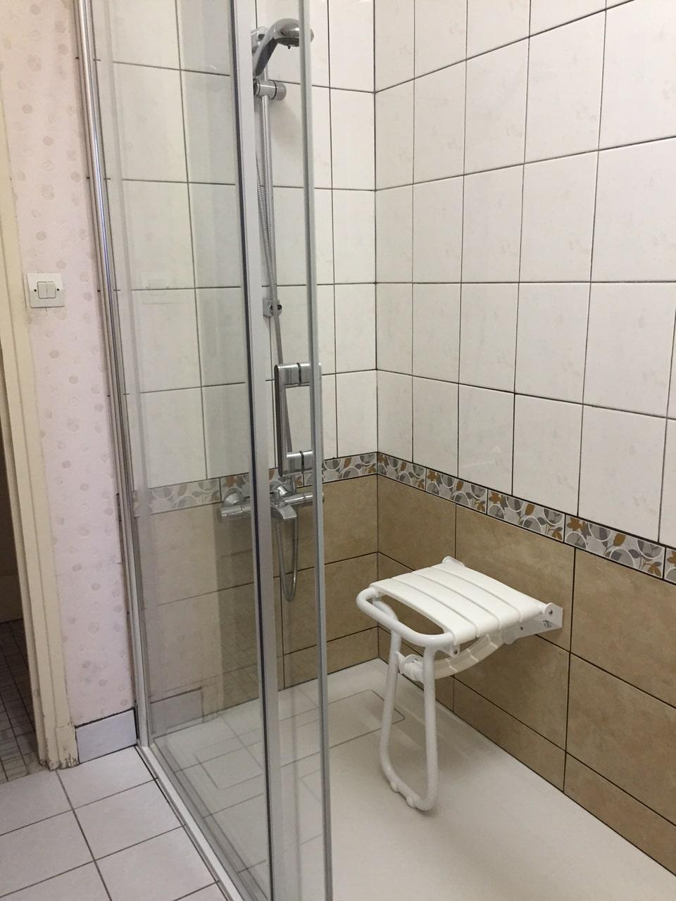 Remplacement baignoire par une douche PMR (3)-min